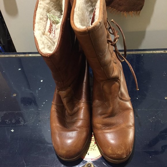 VINTAGE HUSKY WINTER LEATHER BOOTS SIZE 10 - Picture 2 of 15